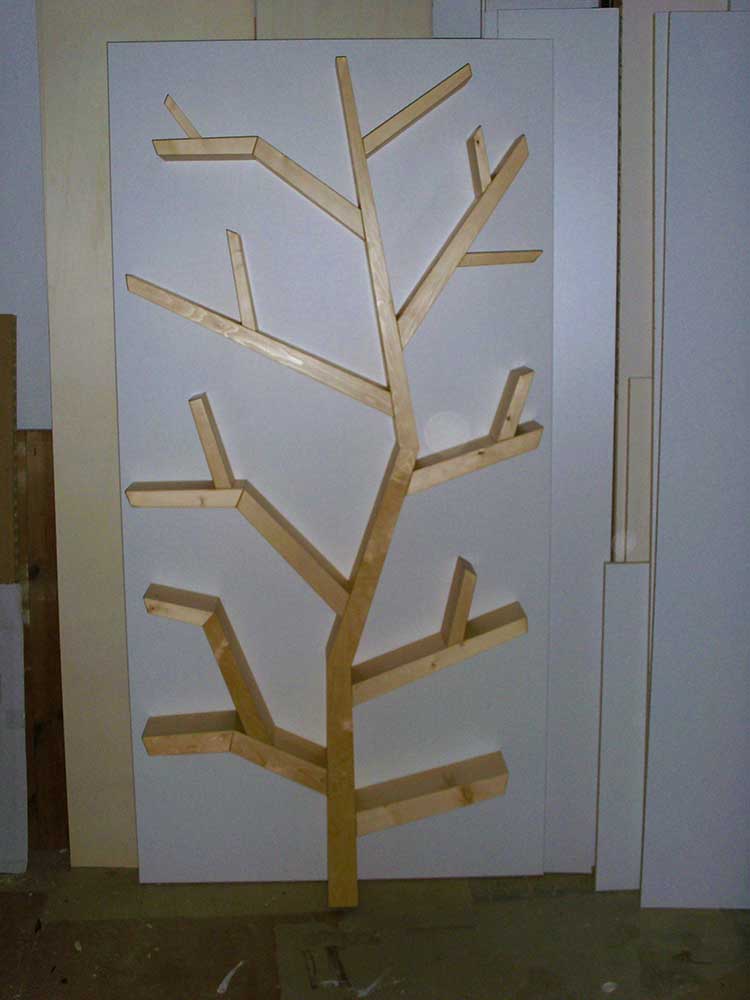  „Lesebaum“ Extravagantes Bücherregal in Baumoptik 